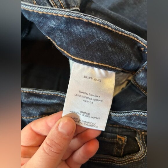 Silver Tuesday slim Bootcut dark wash Jeans 25x31 - Picture 4 of 7